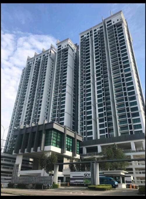 Skyloft Cozy #1 Aeon Loon Sing Bukit Indah Apartment *